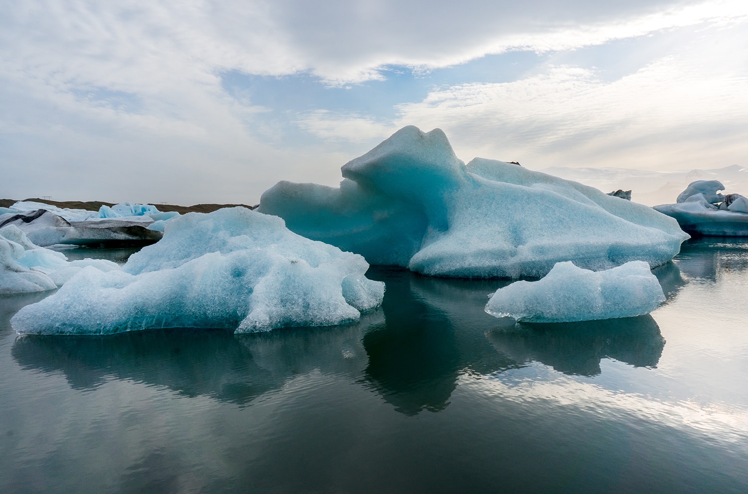 Icebergs floating on the glacier lagoon